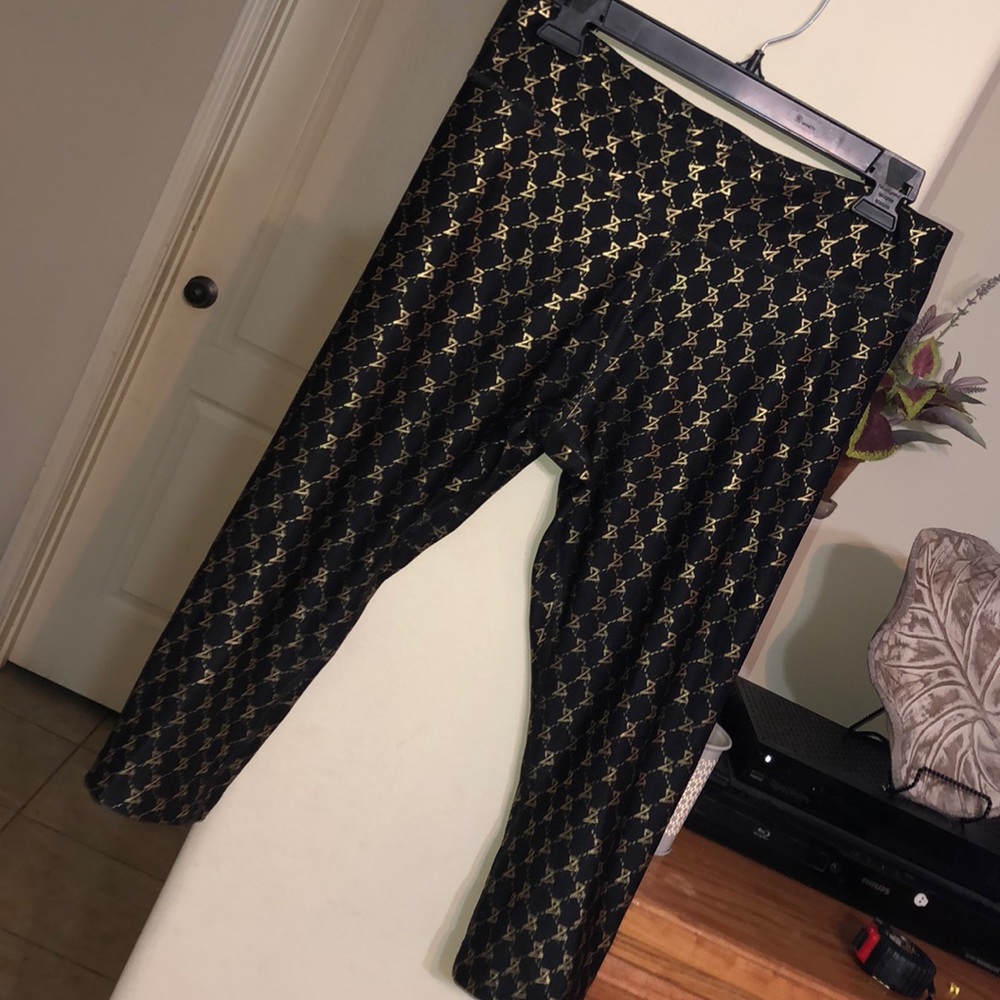 Zumba leggings size large